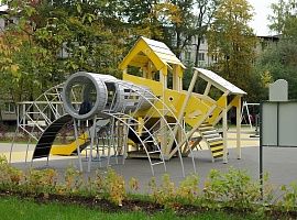 Игровая площадка в Санкт-Петербурге - фотогалерея